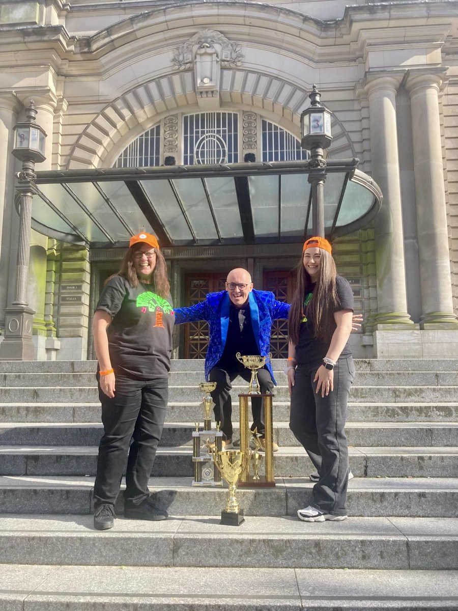 We won! Congratulations to our wonderful Bellsquarry Glee Choir, you were superstars! So proud of you all. Thank you to all our staff, parents &amp; families who came along to support and a special  thank you to Mrs England &amp; Miss Anderson who made it all possible👏🏼🌟🎉