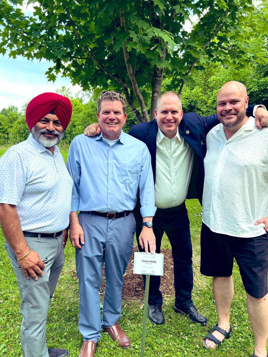 Steve Desroches tweet media