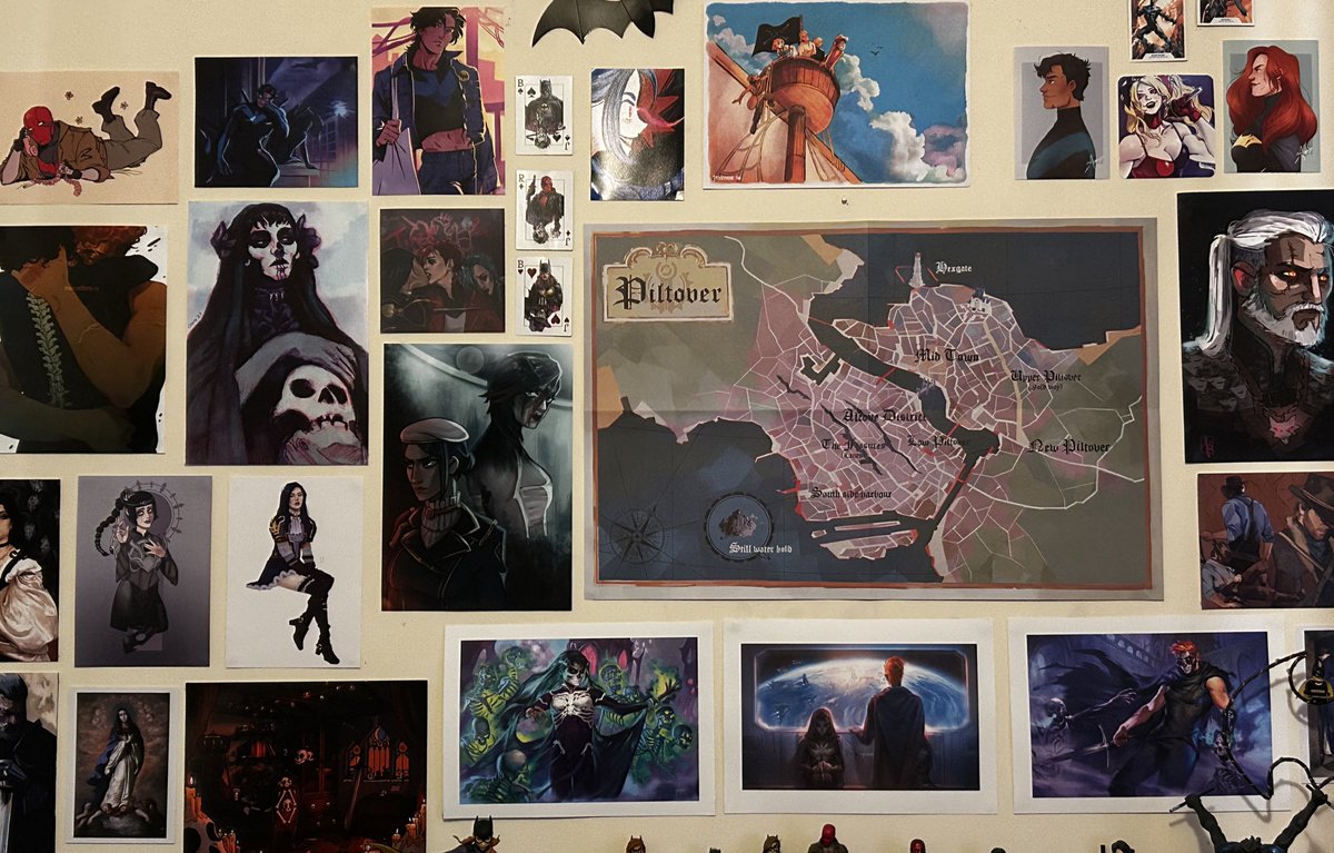 finally put my piltover map up on the wall yay