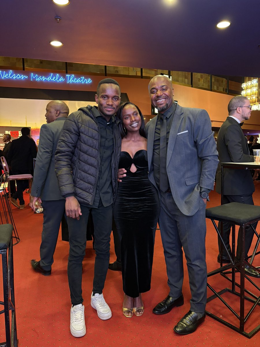 Powerfm987's tweet photo. Wrapping the night with more smiles and more pictures live at the venue we say POWER.

#12YEARSOFPOWER #MBEKI83 https://t.co/Jo5gsDSOul