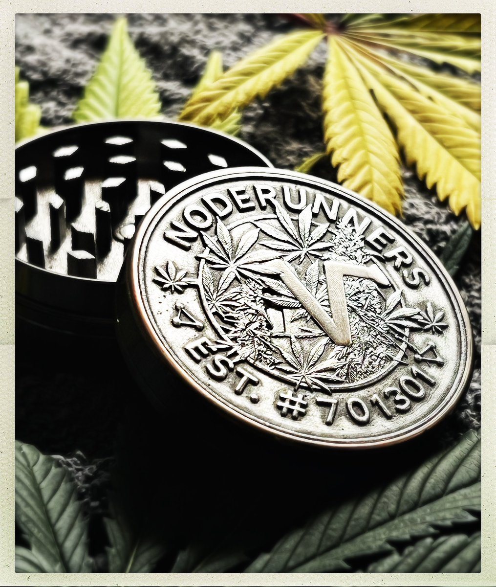 Hadaikum3D's tweet image. GM to all Noderunners and Cannaseurs 🌿⚡️
Here’s the first concept for a herb grinder dedicated to the true guardians of the chain – The Noderunners
Grind like you verify – trustless & self-sovereign.
No middlemen. No shortcuts. Just pure sovereignty.
#Bitcoin #Noderunners