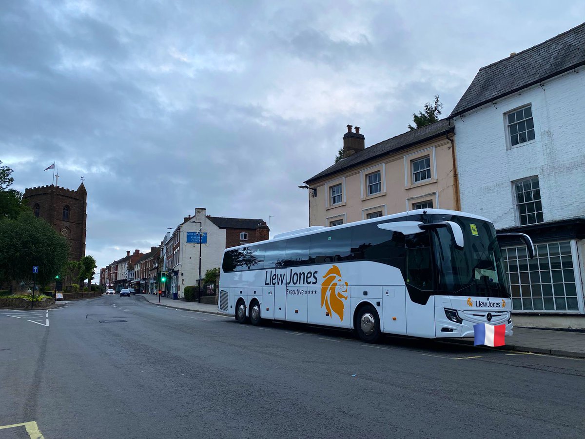 HA_FrenchDept's tweet photo. Our coach has arrived in Newport and we are all set for Paris 2025! ๐๐ซ๐ท
Excitement is building so many unforgettable experiences ahead!
@HabsAdamsGS #ParisTrip2025 #BroadeningYourHorizons #FunInLanguages #CulturalCapital #ExcitingTime ๐๐ https://t.co/lAyqHbVXTH