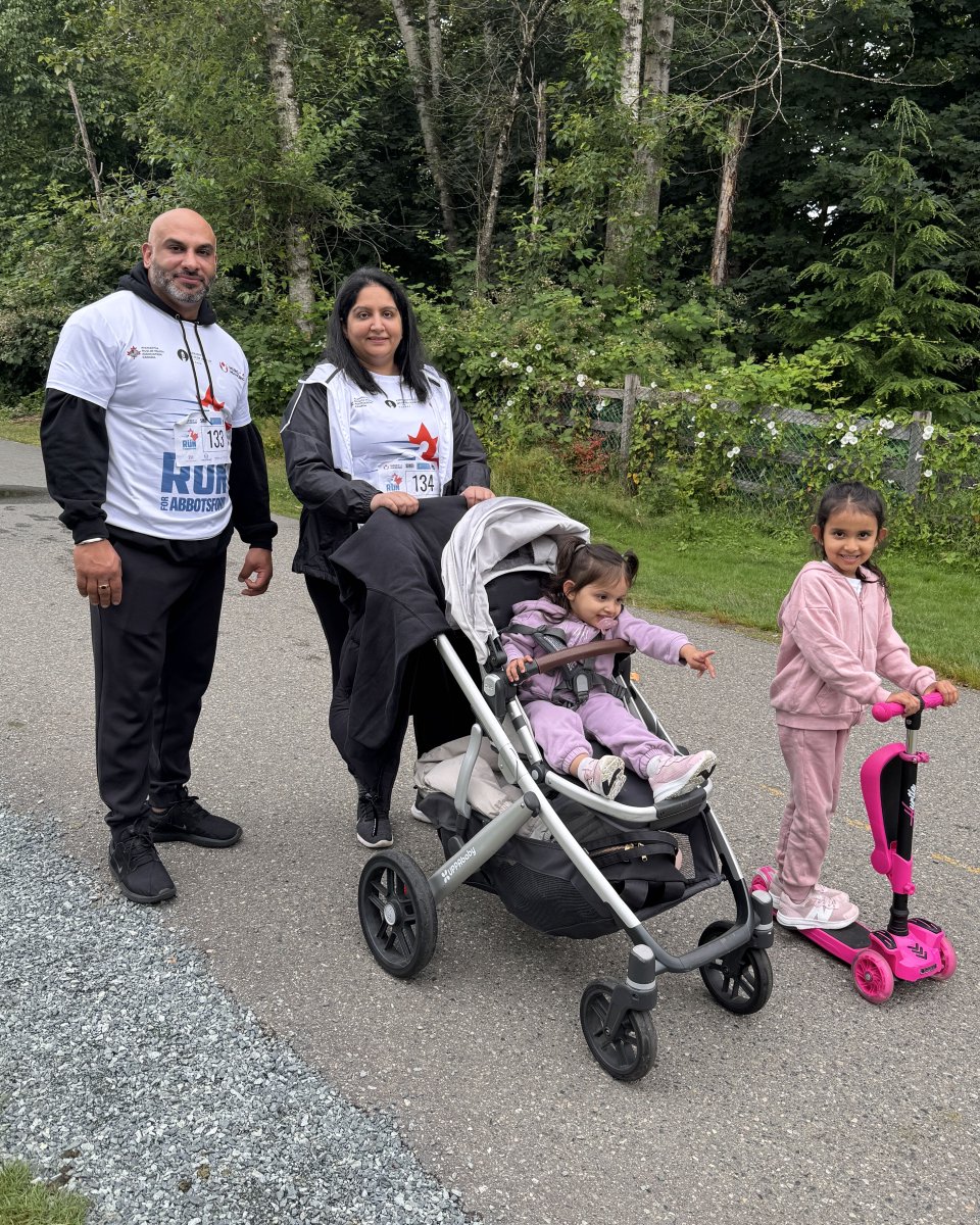 City_Abbotsford's tweet photo. Today the Ahmadiyya Muslim Youth Association’s Run for Abbotsford was held in Mill Lake Park, with the goal of raising $50,000 for the hospital over the next seven years. 

Councillor Sidhu and his family took part in the 1k walk along with Councillor Chahal. https://t.co/TVckn4fgma