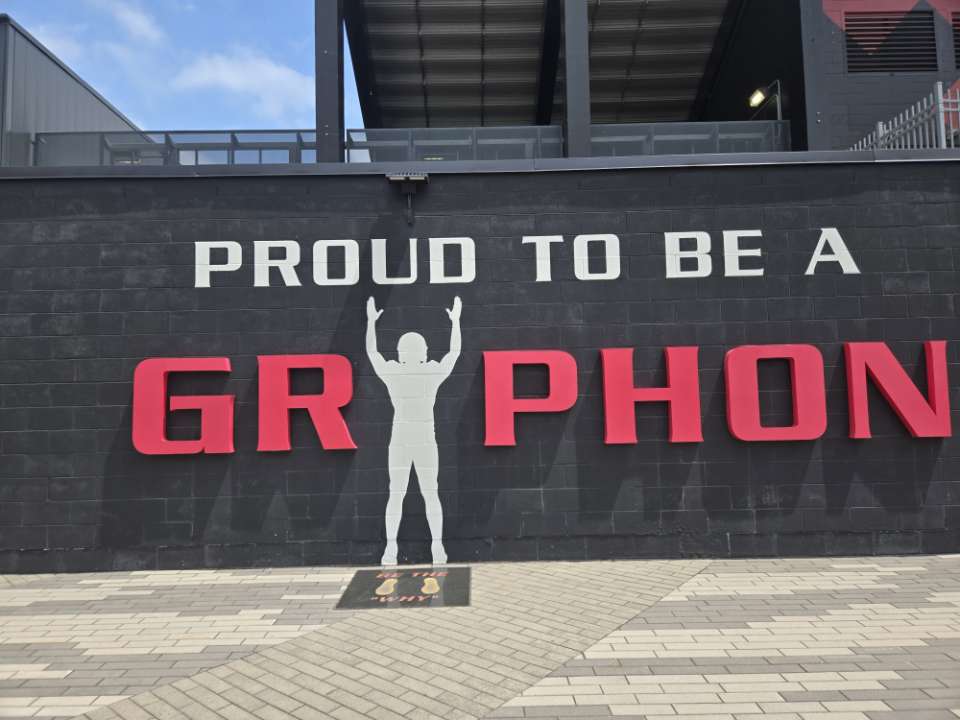 _ready2block_'s tweet photo. Had an amazing Time/Camp at The University of guelph. Thank you, @cappiello99, for the experience and having me out! https://t.co/4EAzWiXWQJ