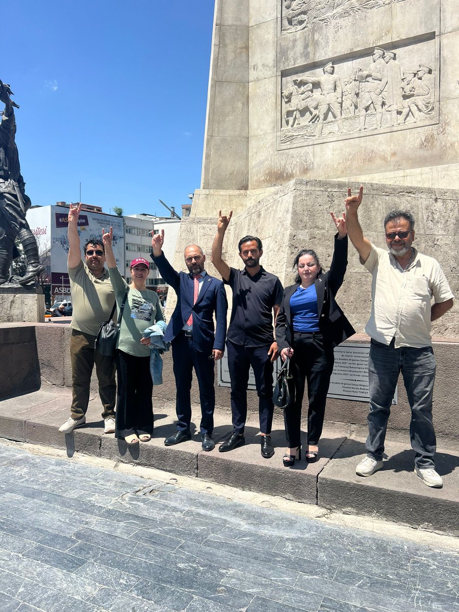 Zafer Partisi Ankara İl Başkanlığı (@zaferpartisi06) on Twitter photo Börü Budun Dergisi’nin düzenlediği “Bir Talât Gider Bin Talât Gelir” Programına katıldık. Davetleri için teşekkür ederiz.
<a href="/borubudundergi/">Börü Budun Dergisi</a> Börü Budun Dergisi’nin düzenlediği “Bir Talât Gider Bin Talât Gelir” Programına katıldık. Davetleri için teşekkür ederiz.
<a href="/borubudundergi/">Börü Budun Dergisi</a>