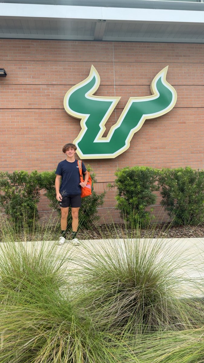 BeastModeRB's tweet image. Had a great time at the @USFFootball prospect camp this evening. Huge thanks to Coach @CoachGolesh and @CoachMicahJames for everything. #AlwaysGrowing #USFFOOTBALL #Runningback @thunderball_95 #classof2029