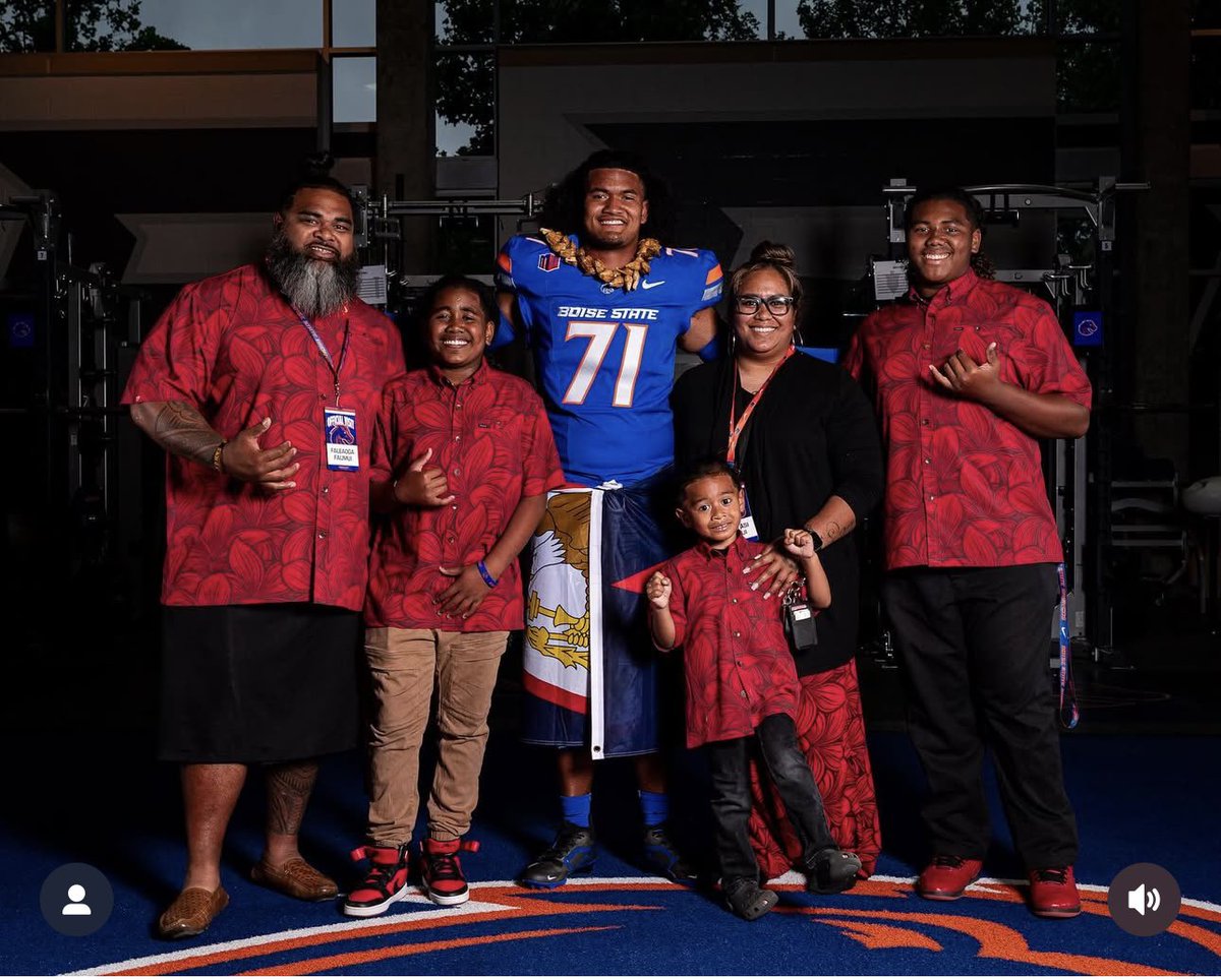 MountMiguelFB's tweet image. 3⭐️ Mount Miguel Left Tackle IOSUA FALEAGAFUA on his official trip to Boise State University! #ValleyUP
@GregBiggins
@BrandonHuffman
@BlairAngulo
@adamgorney
@ChadSimmons_
