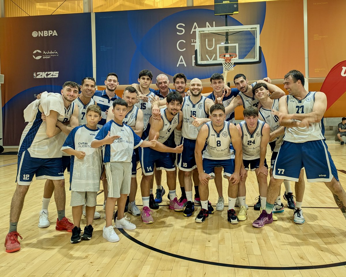 CBPuertoBanus's tweet photo. ¡Los primos de Samu, los MVPs de la grada! 🥁💙

Han estado partido tras partido animando con el bombo, contagiando energía y haciendo que el ambiente fuera aún más increíble.

Gente así no se entrena, se celebra 👏🏽

¡GRACIAS, GRACIAS Y GRACIAS!
 
#CBCivitasPuertoBanus https://t.co/YTI3zSXljz