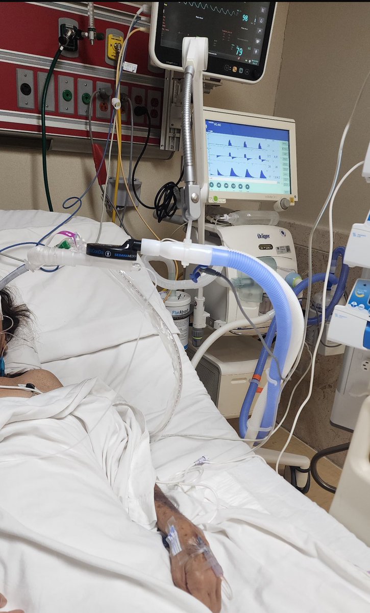 Caso Publicado de esta paciente con ASMA CASI FATAL 🫁 
(hizo paro 🫀) 
tratada con #Sevofluorano con máquina de anestesia y luego en UCI (para eso sí sirve la #Anaconda, no con el objetivo de sedar, sino broncodilatar)

Extubada pronto y dada de alta sin secuelas 👌

Versión