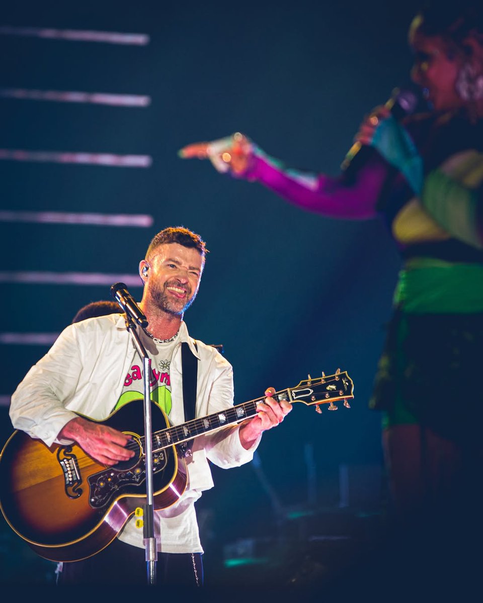 jtrocks_'s tweet photo. Justin Timberlake, Lollapalooza Argentina (2025). sebasgraneros | https://t.co/xh8oEUaf9W https://t.co/Eikux7KGNo
