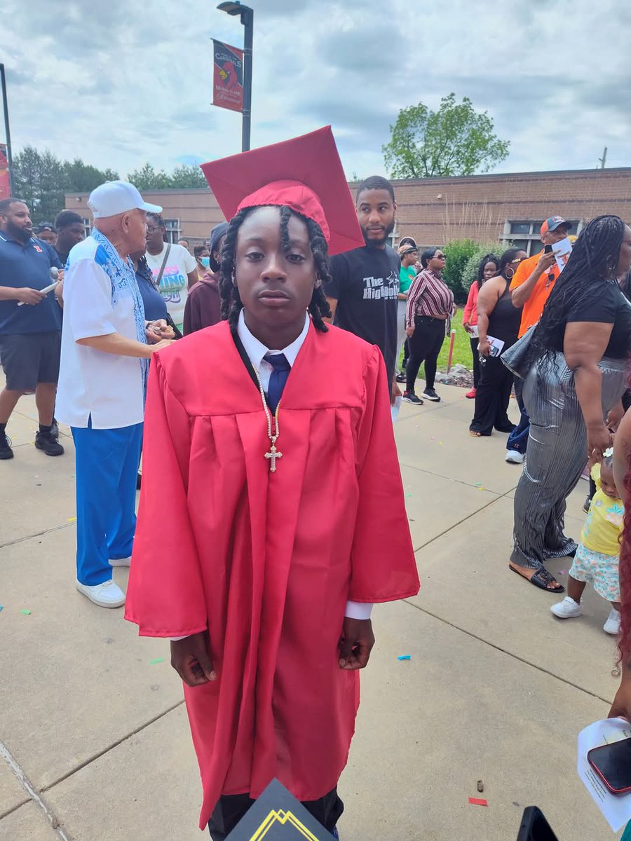 TracyHargrove4's tweet image. My graduate!!!!