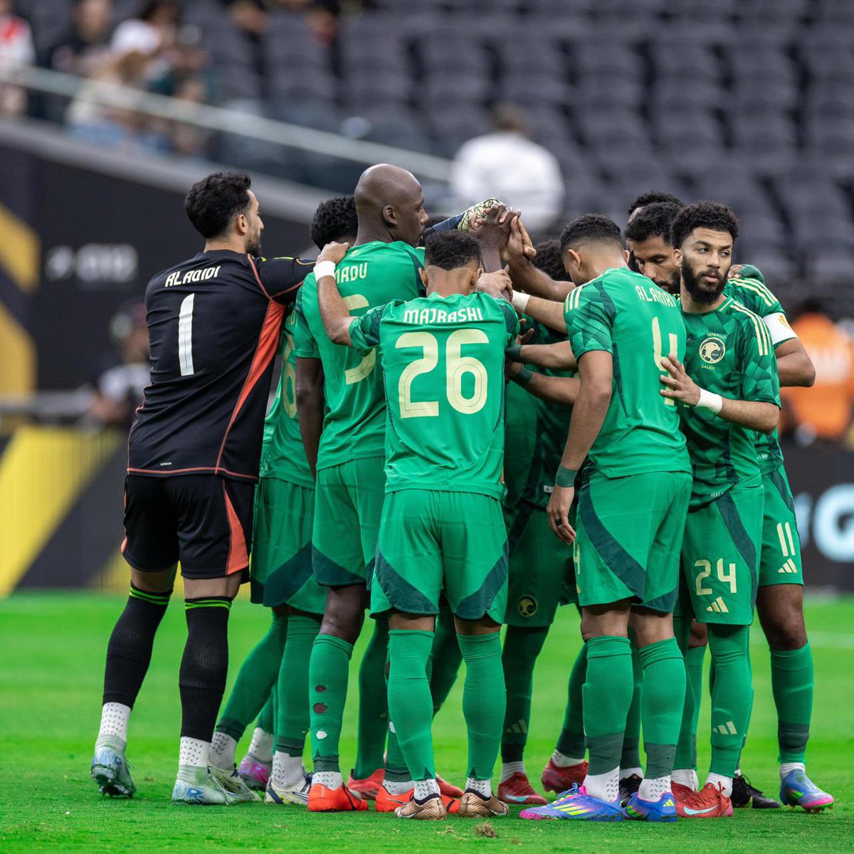 أبارك لصقور الأخضر التأهل إلى ربع نهائي الكأس الذهبية 2025 👏🏻

أداء يعكس الروح العالية لنجومنا🇸🇦