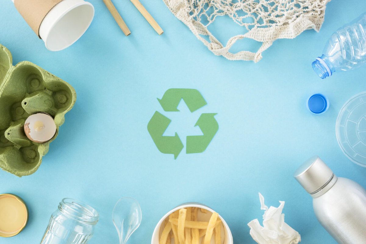 Think your small habits don’t matter? Think again.

The average Tennessean creates nearly 4.5 pounds of trash a day—and a lot of it could be reused or recycled instead of sitting in a landfill for hundreds of years. bit.ly/4ld2jNd #NobodyTrashesTennessee