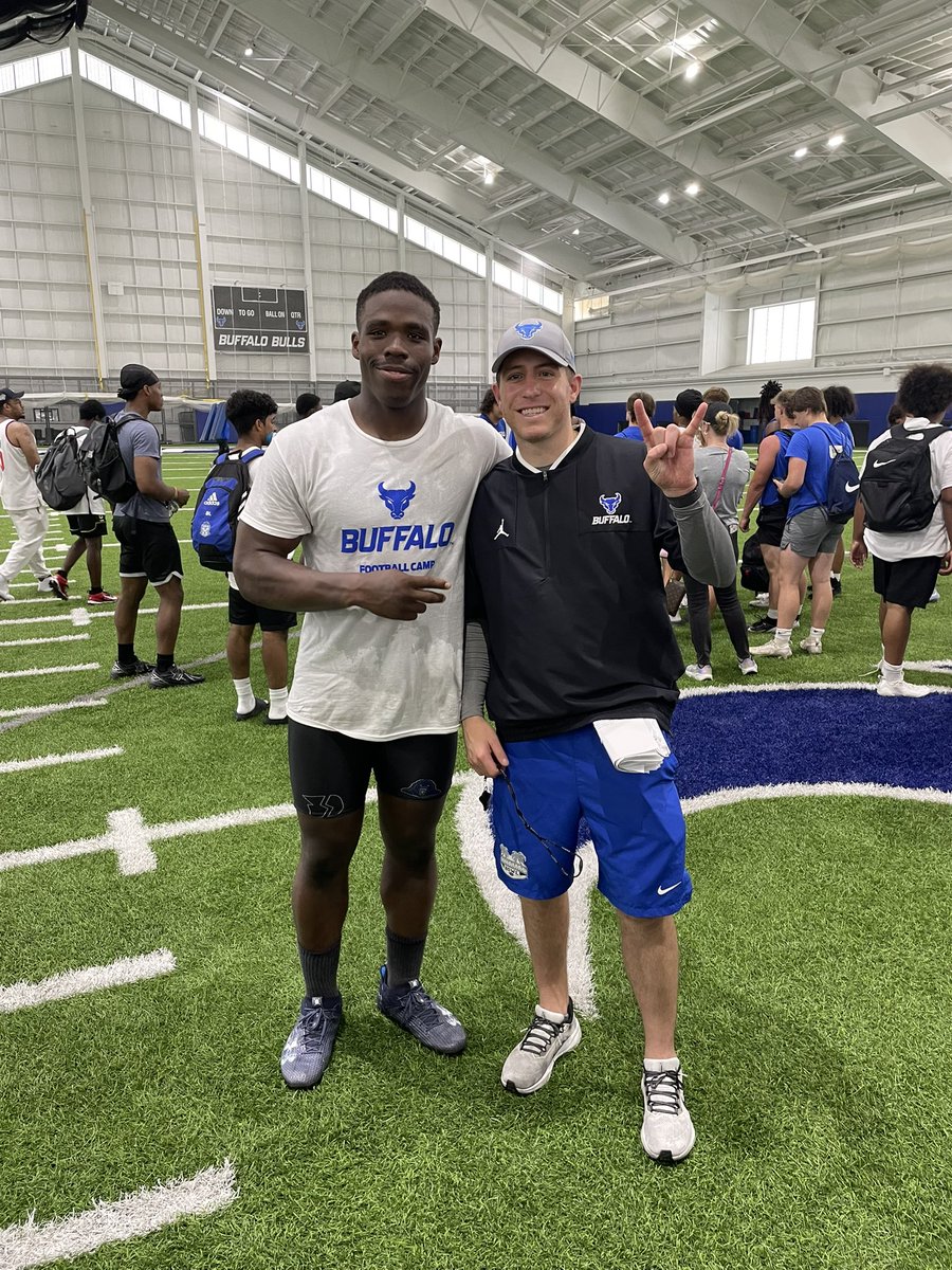 RPayep's tweet image. I had another great day at the @UBFootball camp. Thank you to @Coach_JoeBowen !!!
@Tharealmaddawg @Pascal_Masson @cndf_nd @CoachJeanSG