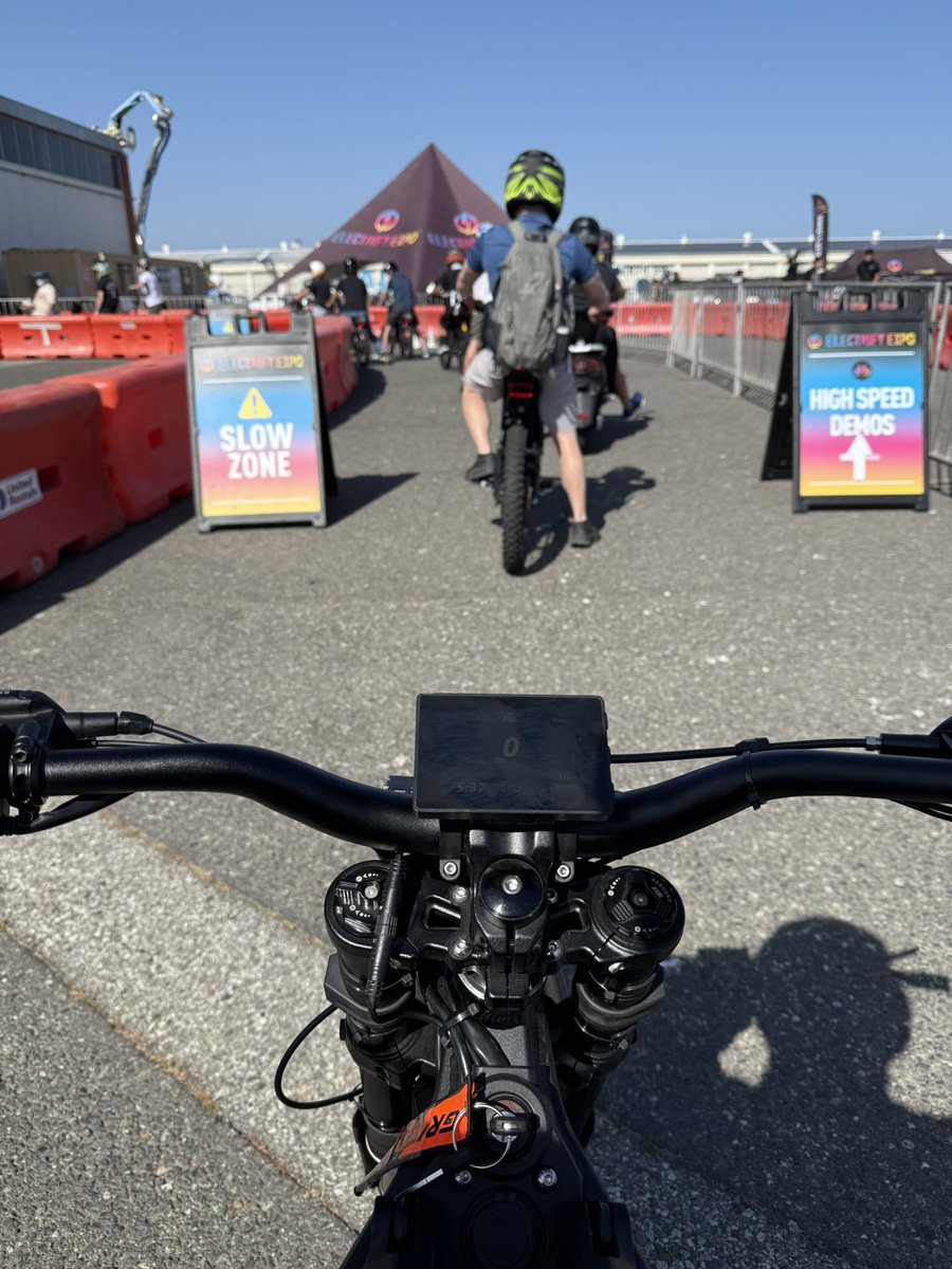 AllenSales's tweet photo. So many great ebikes and emotorcycle options coming. R Ride Pro is the real deal. #Electrifyexpo https://t.co/8xnJ2Bkrk7