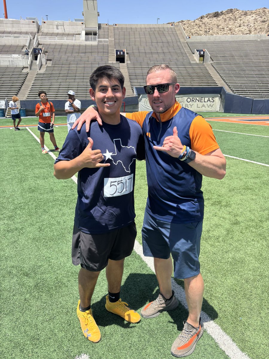 prim9time_'s tweet photo. Had an amazing camp yesterday with @UTEPFB learned great things to apply to my craft with @CoachButch_UTEP @CoachSills10 @CoachBobbyDaly @CoachSWUTEP I look forward to seeing the MINERS next season! #PICKSUP #IOB #OKG #915TAKEOVER @coachbernieluna @rpolivas_22 @CoachAdrian6607 https://t.co/PLoq4r5mo1