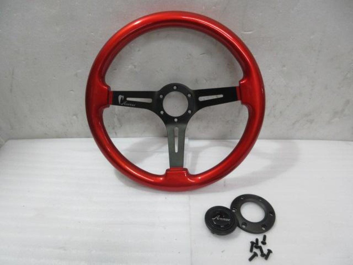 入荷情報～ Avenue PerFormance ｽﾃｱﾘﾝｸﾞ 28490円(税込) 光沢のある赤と