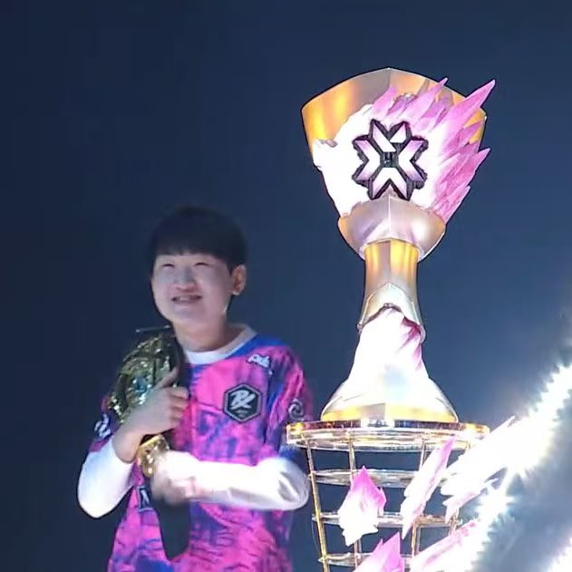 Pearl S 🤍 tweet media