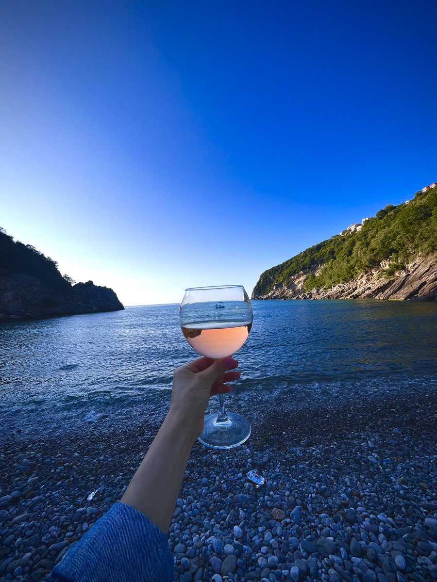 Denizin yorulduğu yere kıyı demişler..