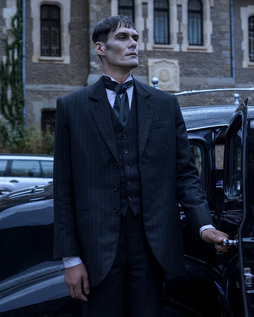 StevioTVio's tweet image. Adam Silver in the stands at the finals