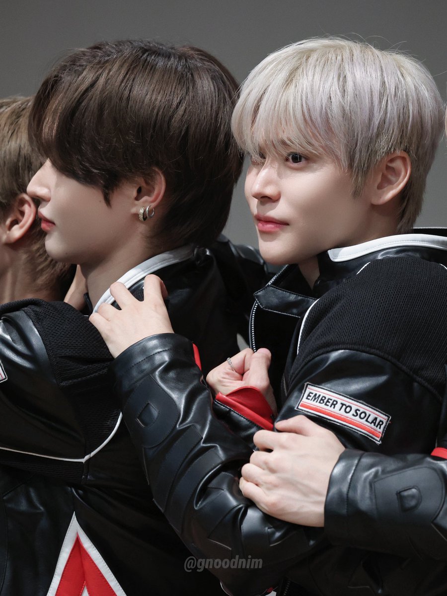gnoodnim's tweet image. 석과비니 고양이형제
#은석 #원빈