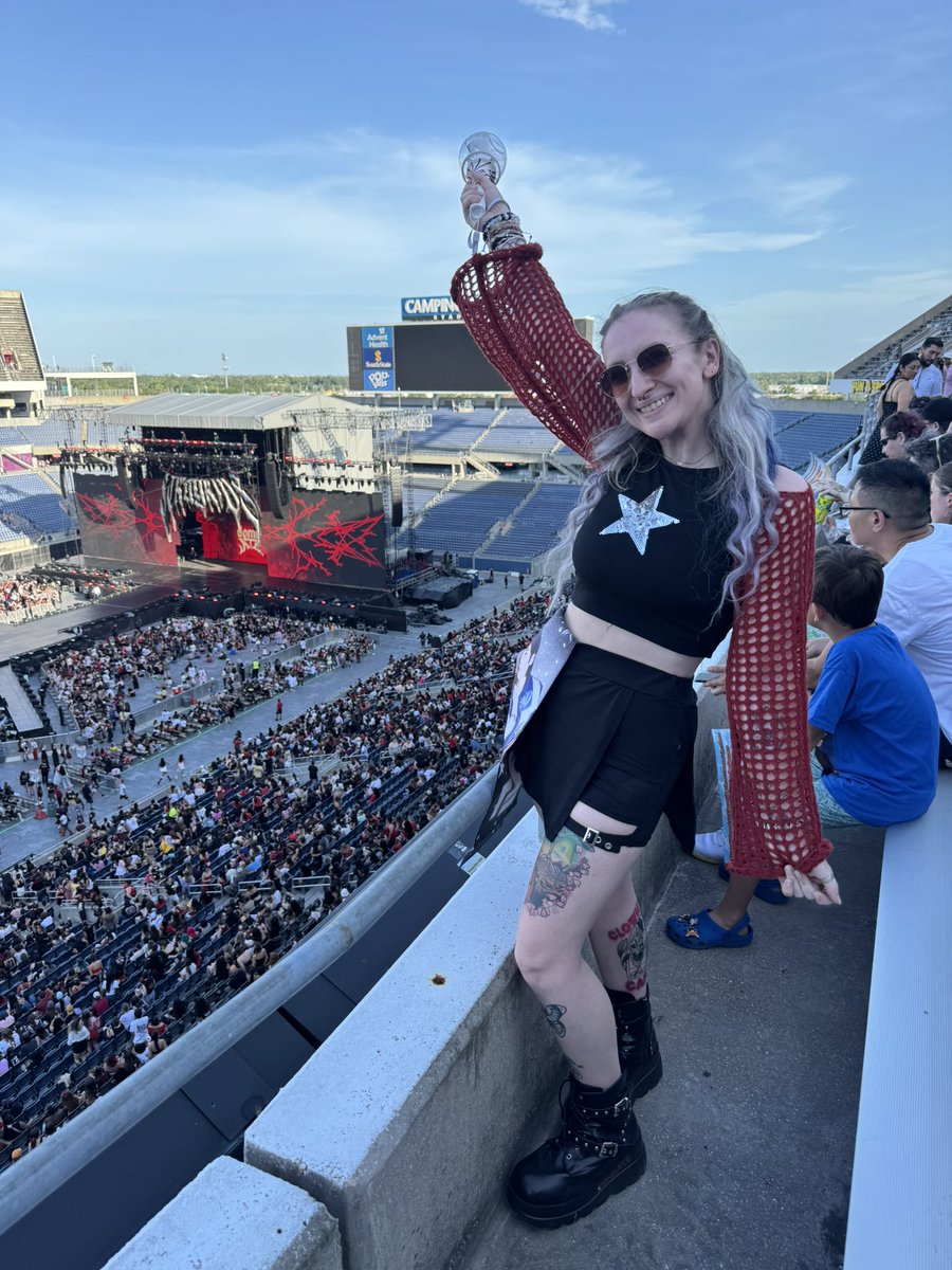britmerrifield1's tweet photo. still (and forever will be) reminiscing about a time i’ll never forget 🥺❤️🖤❤️‍🔥 https://t.co/tAgwG1JoSR