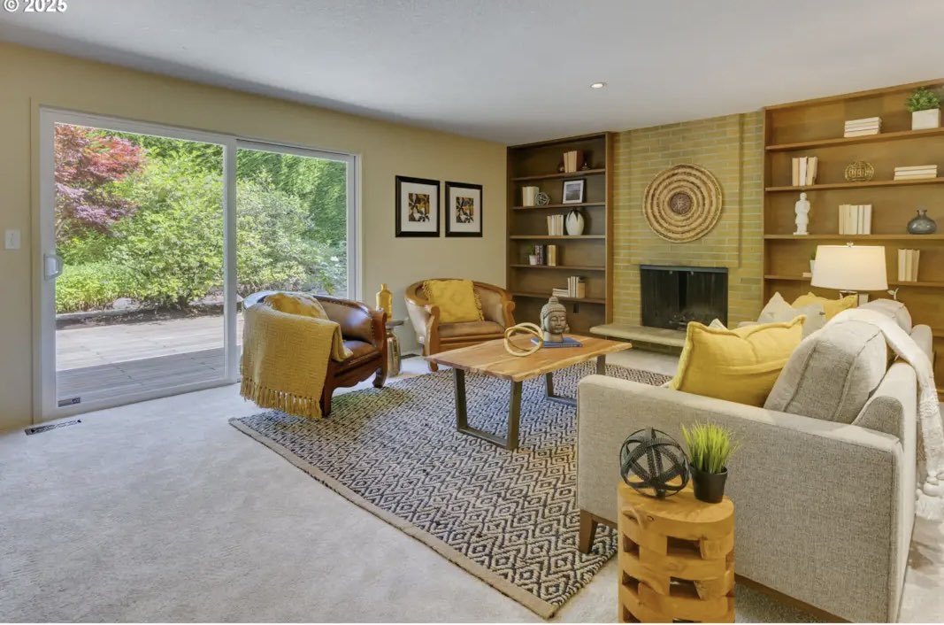 jenwileyhomes's tweet photo. NEW LISTING | Outstanding One Level 
5 🛏️ OR 4 🛏️ + Wine Room🍷 | Private 🌳 You will LOVE this Location, Close-In SW PDX! 2 Large Patios with Views of the Fountain + Pond. 2 Primary Suites {2nd w/ Separate Entrance for Guest, Granny, Airbnb?} #🏡❤️🗝️ #loveyourhome #jenwileyhomes https://t.co/FmASAKJFUj