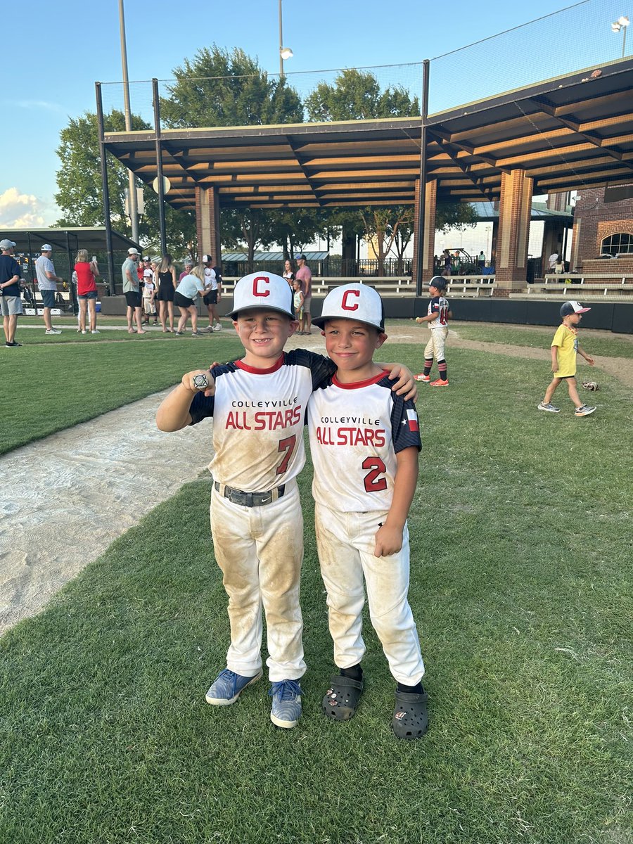 These two future Blue Raiders slayed the dragons tonight!  SLC tournament champs!
#Bellieve