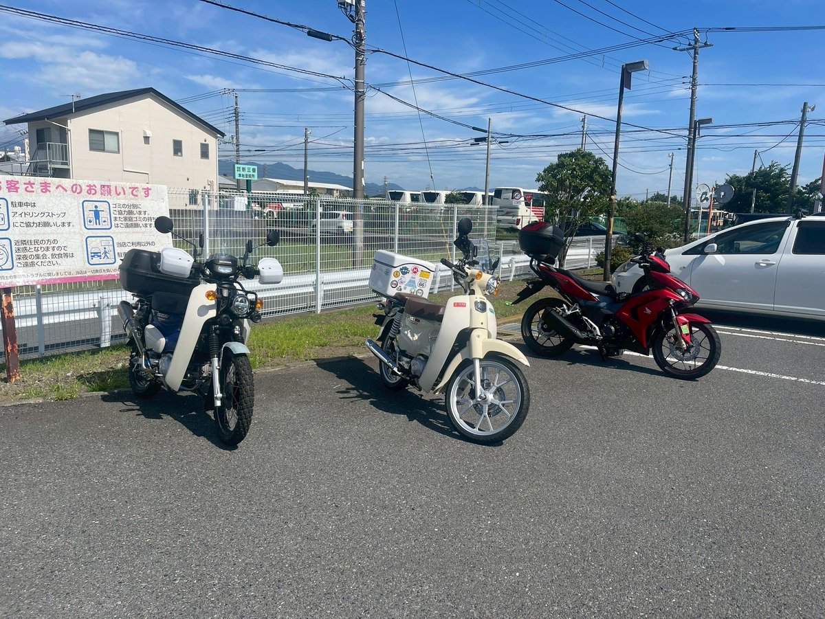 cub_mon's tweet image. 炎天下の中、日帰りツーリングで都留うどんを食べに。
Winner-Xはやっと1000km突破しました。
4速8000rpmまで回してみましたが80kmでました。
予想より遥かにパンチ力ある進化系カブです。
#スーパーカブ #カブツーリング