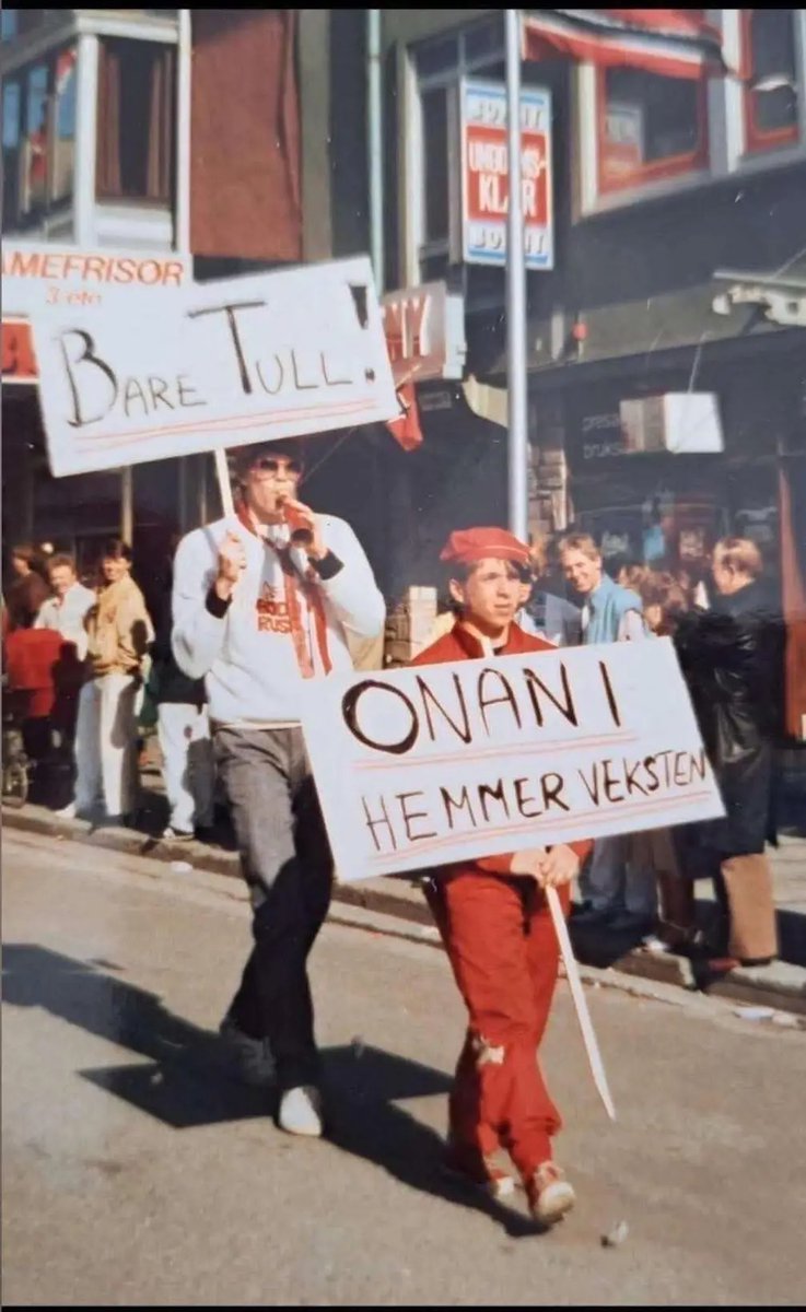 dette er det folk gjorde før i tida før twitter