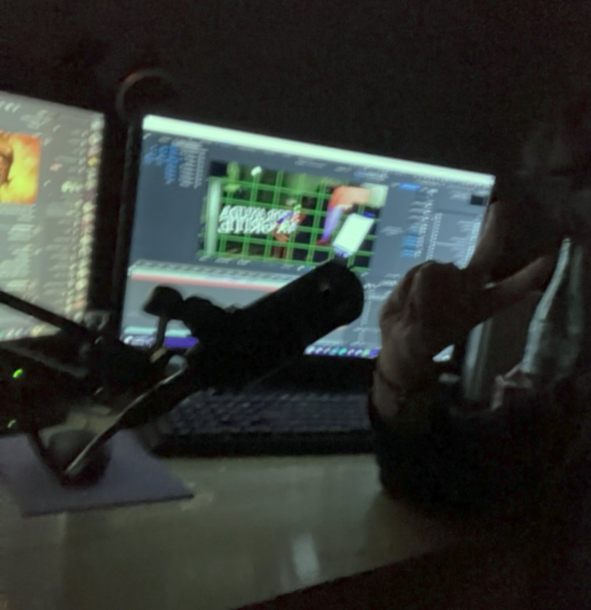 AlexDevStyles - COMMS OPEN! tweet media