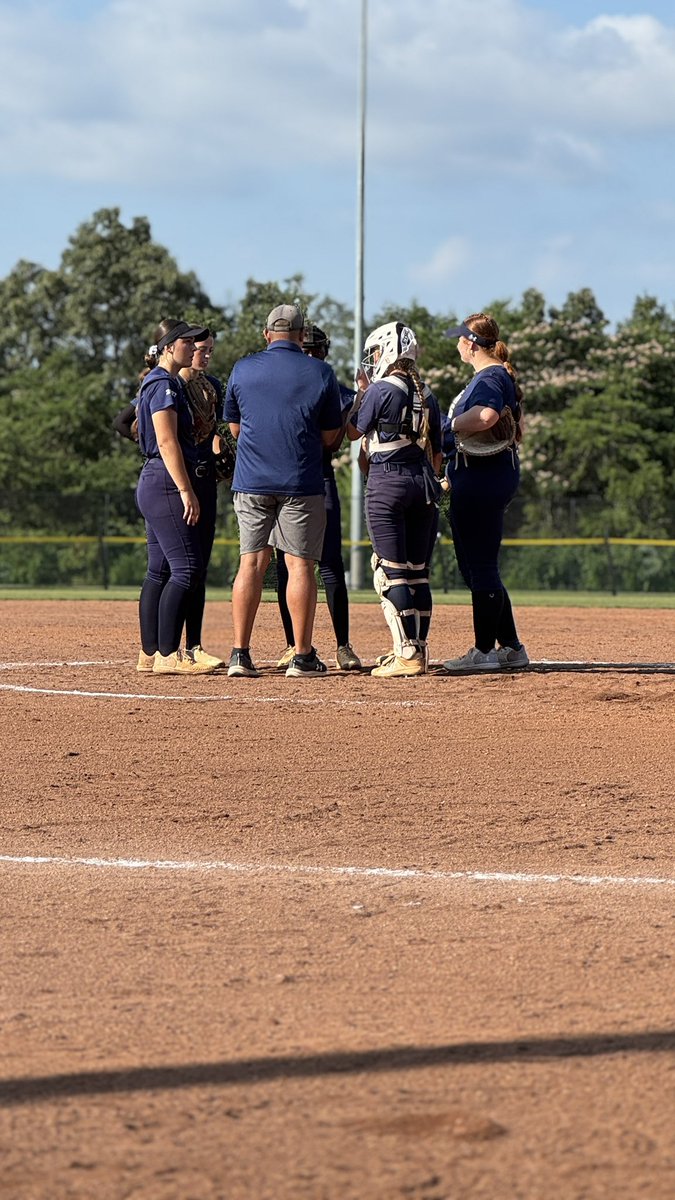 JoHoskins2027's tweet image. Had a great time at Scenic City with @ConnectSports_  and faced some talented teams. I worked where the team needed in corners, moved runners and pitched.
#connectsports #sceniccity #theultimatefastpitchexperience #allstargames #sceniccityallstar 
@llgmccauley @Org_LLG 💛💙⚡️…
