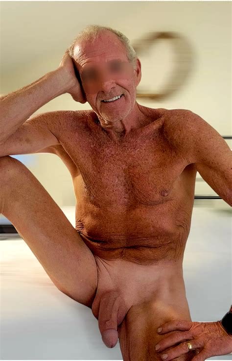 Hi 👋🏻 

&amp; more exclusive content on Telegram 
t.me/BuckeyeWood1