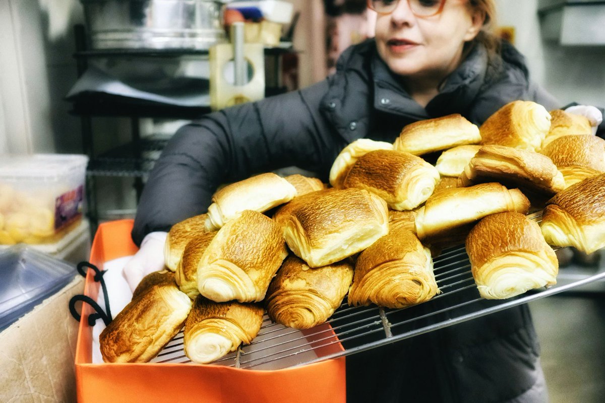 Across Europe, we are grateful to the many small shops and restaurants that donate #food to our teams to support the #homeless and #vulnerable surviving on the streets.