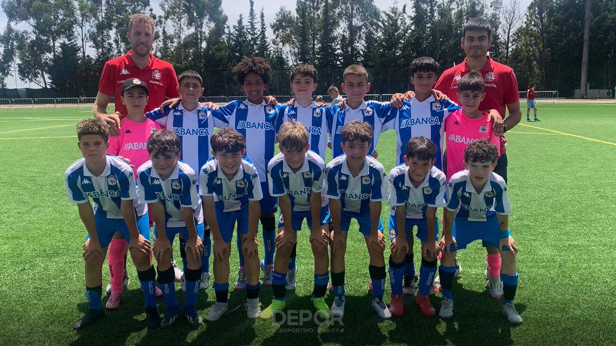 📝 Resultados da última fin de semana da temporada de torneos amigables con representación branquiazul en Francia, Portugal, Ribadumia e Vilaboa

🏆 O Fabril FC Benxamín gañou o torneo Sub-9 ao vencer na final ao FC Porto

🔗 rcdeportivo.es/gl/novas/resul…