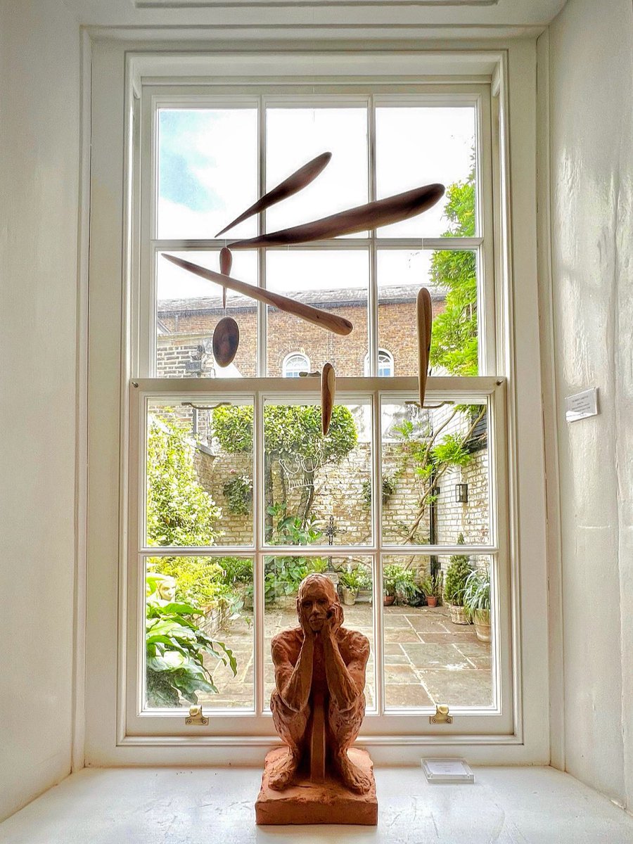 brianhaymanart's tweet photo. Contemplation - Now showing at the Prince &amp; Pilgrim Gallery, 82 Hill Rise, Richmond Upon Thames, TW10.

Terracotta
45 x 22 x 28cm
£650

#brianhayman #brianhaymanart #scenicartist #art #sculpture #sculptor https://t.co/IewD1ZucgG