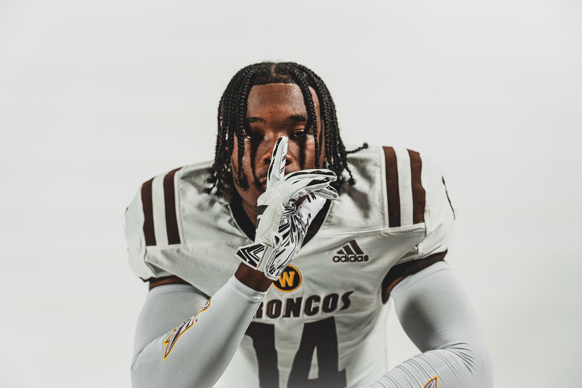 Cpatterson_14's tweet image. Great OV at @WMU_Football
Go Broncos!!🐴
@CoachLT39 @CoachKirkendall @Coach_OLeary @Coach_Snuggs @BernardiCoach