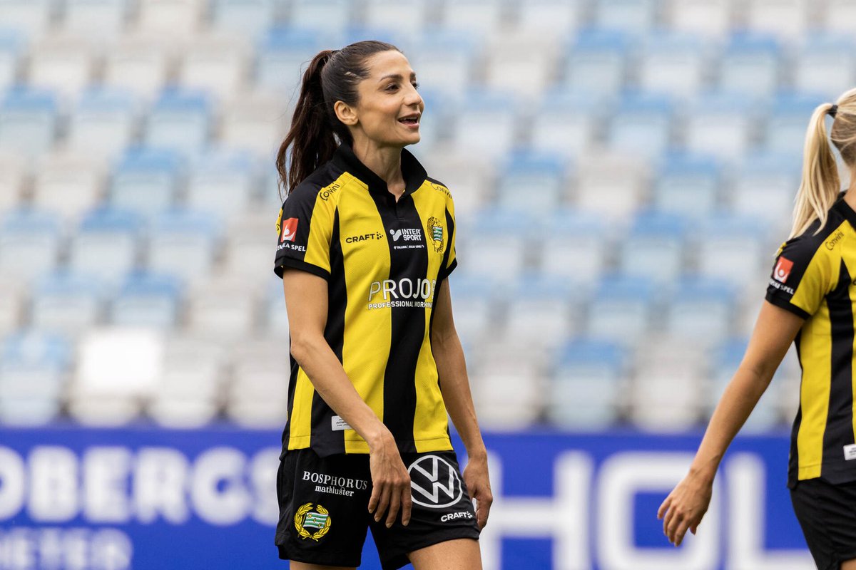 nadia_nadim's tweet image. What a great team, Hammarby IF 💚🤍
You gave me exactly what I needed.
High intensity trainings, competitive atmosphere, a desire to win and a LOT of talent (+amazing fans!). Hopefully I gave you something back.

Thanks for making me smile again ❣️