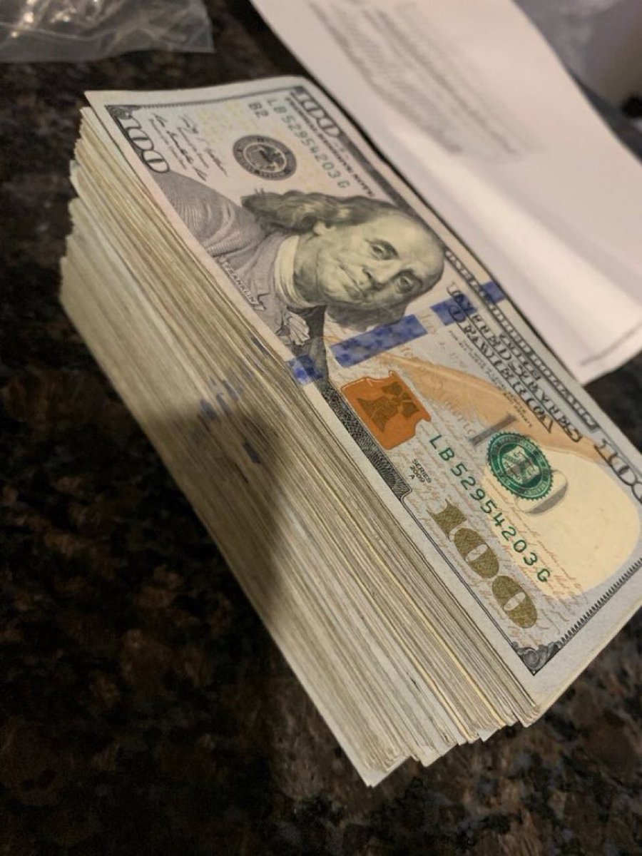 Copa Oro 🏆 

Si esta noche México le gana 2-0 a Costa Rica regalaré $2000 pesos a 5 personas que le den like a este tweet.