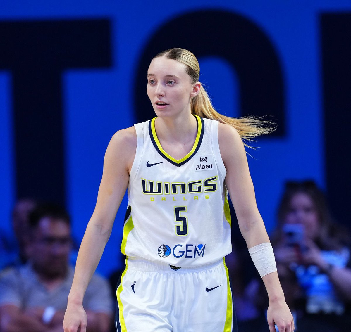 babymarri11's tweet photo. in just 11 games 🔮
- 2nd fastest guard in history to reach 10 BLK
- 5th fastest player in history to reach 200 PTS
- fastest guard to reach 200 PTS since ‘06
- fastest player in history to reach 200 PTS &amp; 50 AST
- the fastest player in history to reach 200 PTS, 50 REB, &amp; 50 AST https://t.co/SB4Zqv5bGw