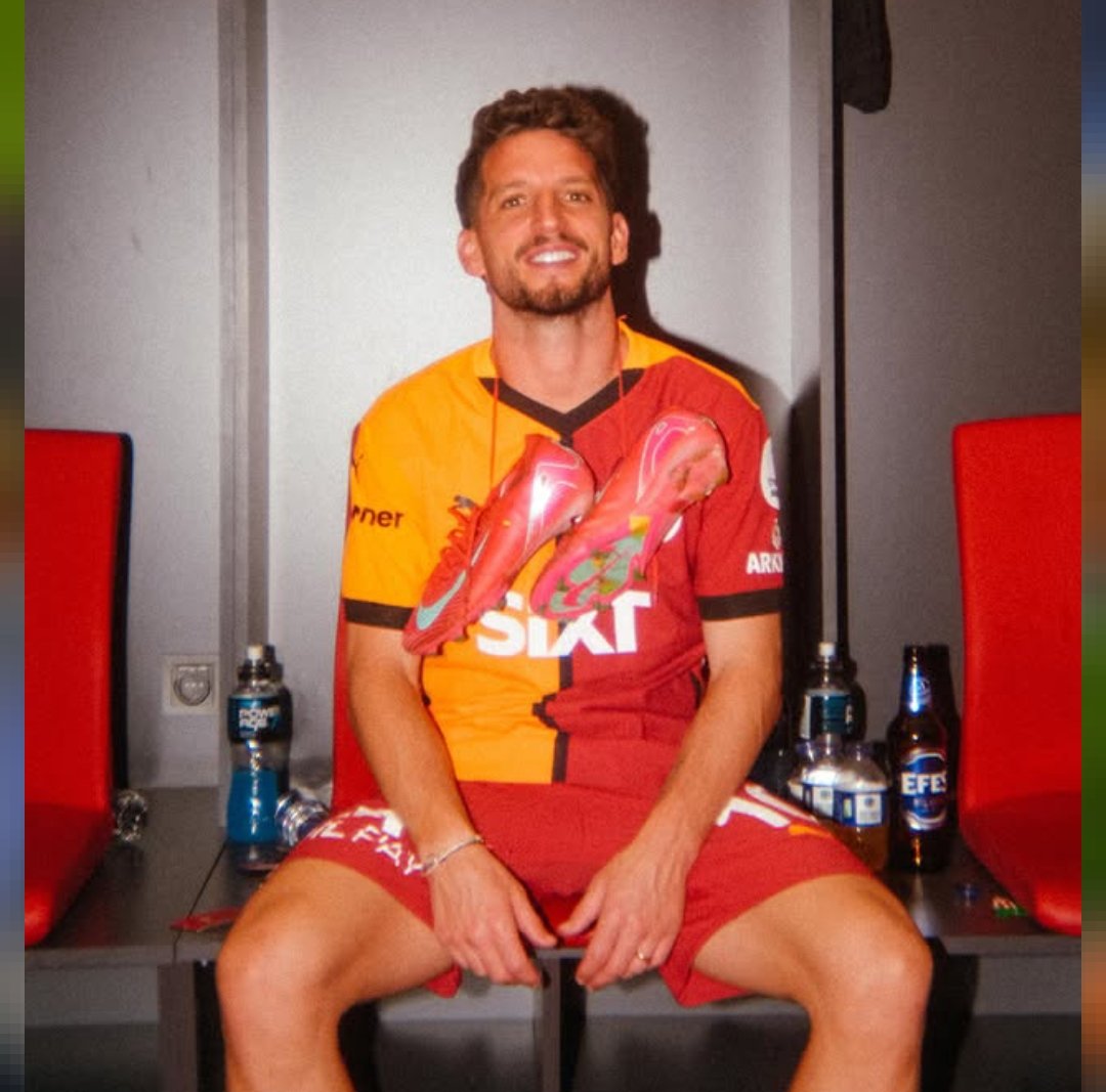 Dries Mertens, futbolu bıraktı.