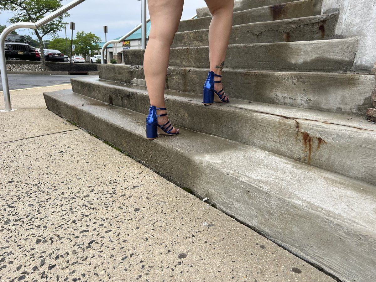 DollKat1's tweet photo. Walking in Block Heels on Pavement | Asmr | Soothing Block High Heel Sounds https://t.co/CJhm8cmdAY https://t.co/3J7ktiy2cV