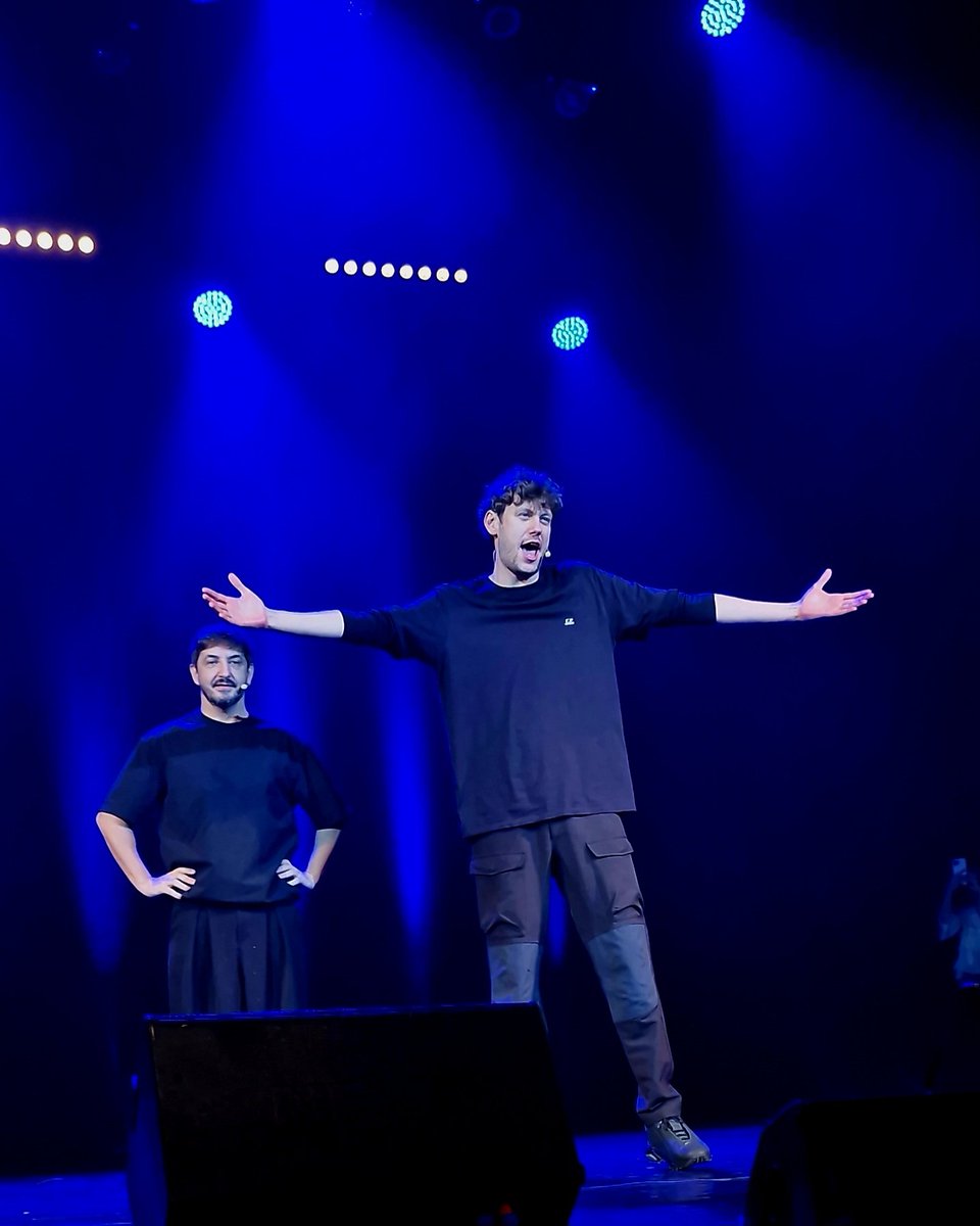 И Антон с Сережей💙