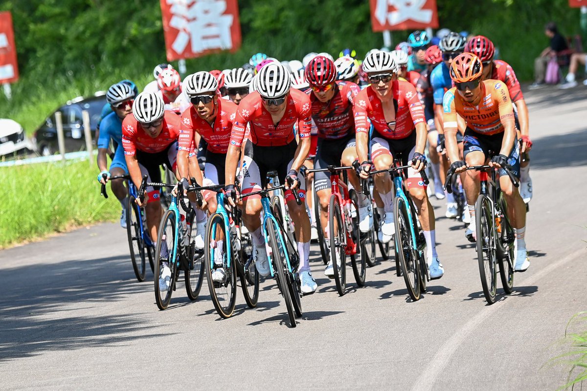 【全日本選手権ロードレース 12位🇯🇵】
怪我後も全日本で勝つという目標は変えず、山本大喜らしく前だけを見て進んできた。
だが、まだ優勝争いをできるレベルではなかった。
それでも最強のチームメイトとレースを支配し、マリノさんが勝って、最高のレースになった！

また前だけを見て進み続ける！