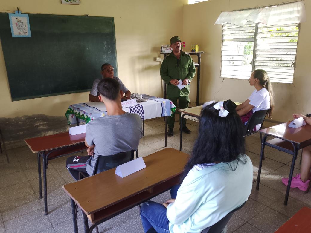 Fructífera jornada en el día territorial de la defensa en la zona de Guayabo, Calixto García #Holguin.