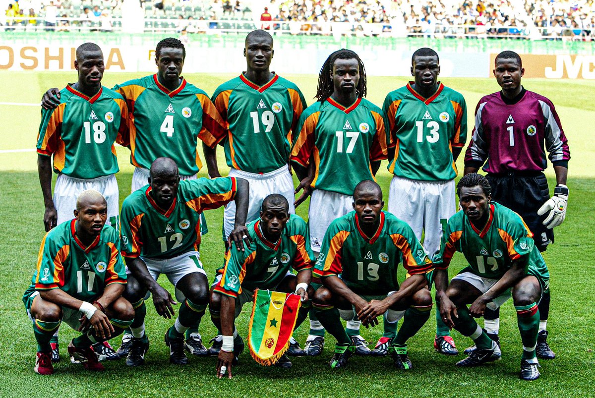 Teranga Boy 🇸🇳🦁 (@terangaboy221) on Twitter photo <a href="/ActuFootAfrique/">🏆 Actu Foot Afrique</a> <a href="/FIFAWorldCup/">FIFA World Cup</a> 🇸🇳Sénégal 2002 :
▪︎1er de son groupe devant le Maroc 🇲🇦, l'Égypte 🇪🇬 et l'Algérie 🇩🇿 lors des éliminatoires de la CDM 2002
▪︎Finaliste de la CAN 2002
▪︎1/4 finaliste de la CDM 2002 en battant la France, championne en titre
Fallait vraiment être là. 🇸🇳🥺 <a href="/ActuFootAfrique/">🏆 Actu Foot Afrique</a> <a href="/FIFAWorldCup/">FIFA World Cup</a> 🇸🇳Sénégal 2002 :
▪︎1er de son groupe devant le Maroc 🇲🇦, l'Égypte 🇪🇬 et l'Algérie 🇩🇿 lors des éliminatoires de la CDM 2002
▪︎Finaliste de la CAN 2002
▪︎1/4 finaliste de la CDM 2002 en battant la France, championne en titre
Fallait vraiment être là. 🇸🇳🥺