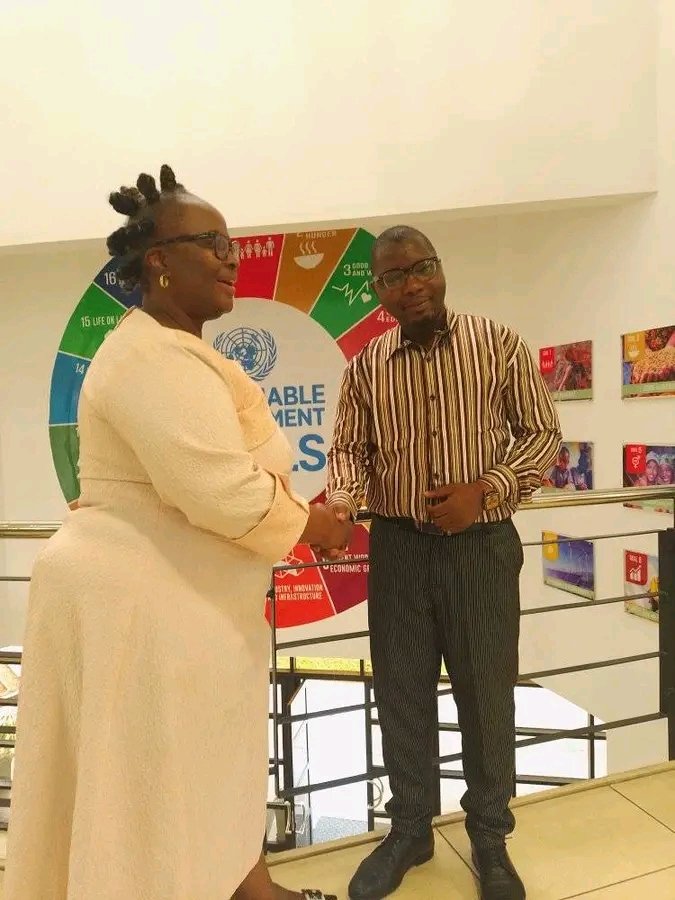 MAISON TV5MONDE NIGERIA (LAGOS-ABUJA) (@mtv5lagos) on Twitter photo Partnership between <a href="/unwomenNG/">UN Women Nigeria</a> and <a href="/Mtv5lagos/">MAISON TV5MONDE NIGERIA (LAGOS-ABUJA)</a> to radiate the promotion of francophonie and French language in Nigeria.A big thanks to the representative of UN WOMEN NIGERIA <a href="/BeatriceEyong/">Beatrice Eyong</a> for allowing the French class.<a href="/LF_TV5MONDE/">Le français avec TV5MONDE</a> Partnership between <a href="/unwomenNG/">UN Women Nigeria</a> and <a href="/Mtv5lagos/">MAISON TV5MONDE NIGERIA (LAGOS-ABUJA)</a> to radiate the promotion of francophonie and French language in Nigeria.A big thanks to the representative of UN WOMEN NIGERIA <a href="/BeatriceEyong/">Beatrice Eyong</a> for allowing the French class.<a href="/LF_TV5MONDE/">Le français avec TV5MONDE</a>