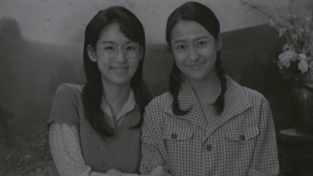 i love that our unwritten seoul portrays stories of women saving women. miji and mirae as sisters, bunhong and okhui as friends and sangwol and rosa as lovers.

#OurUnwrittenSeoul