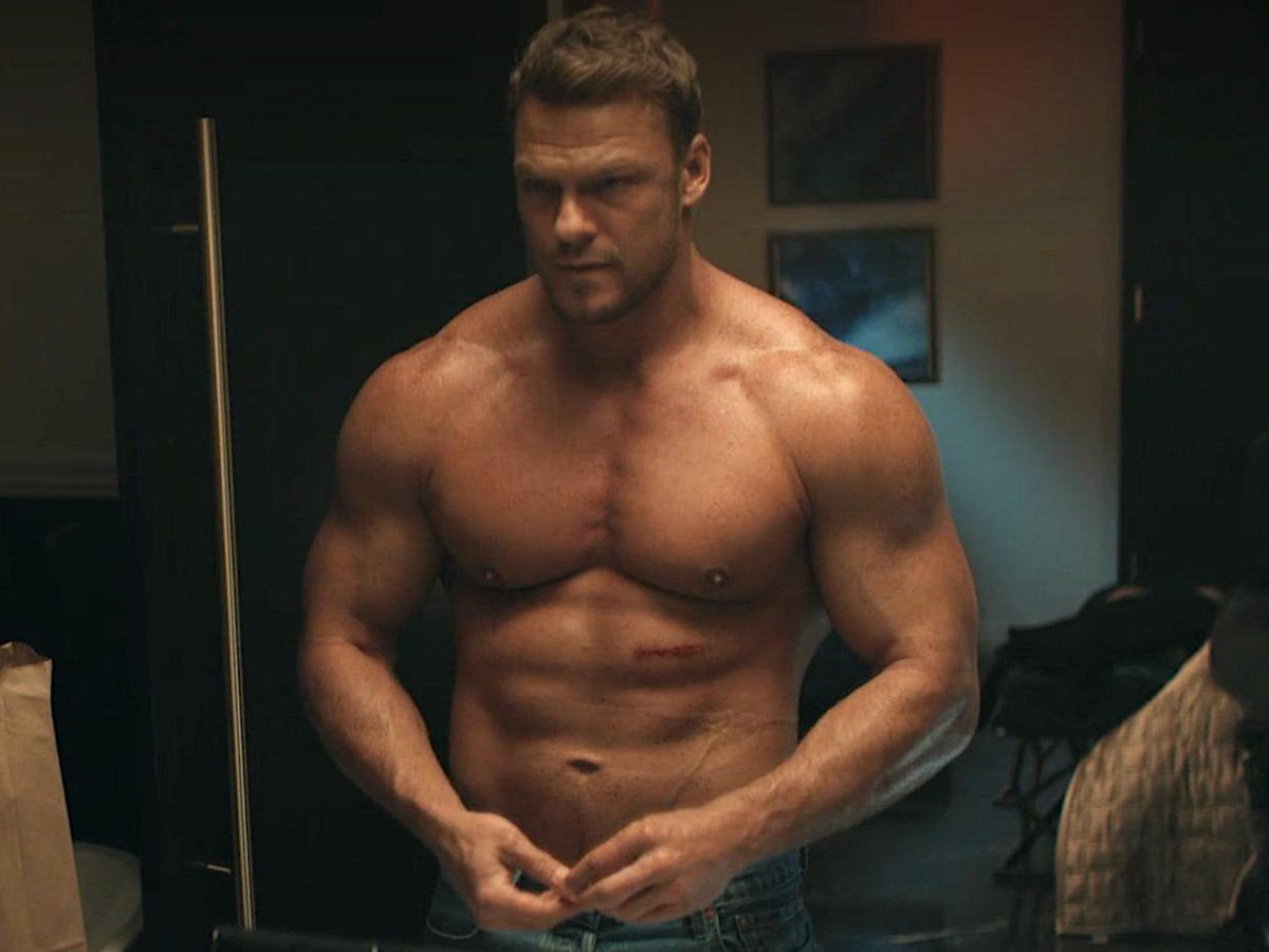 Jack Krauser (@xsilverdax) on Twitter photo 