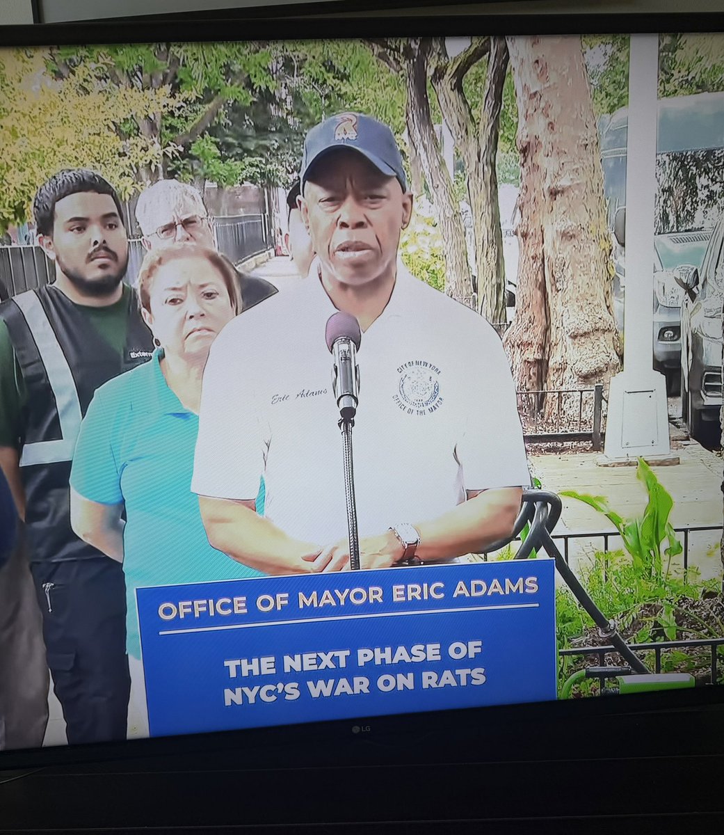 jonquaviouss's tweet photo. Meanwhile, the true war has just begun https://t.co/32mNtCHOWk
